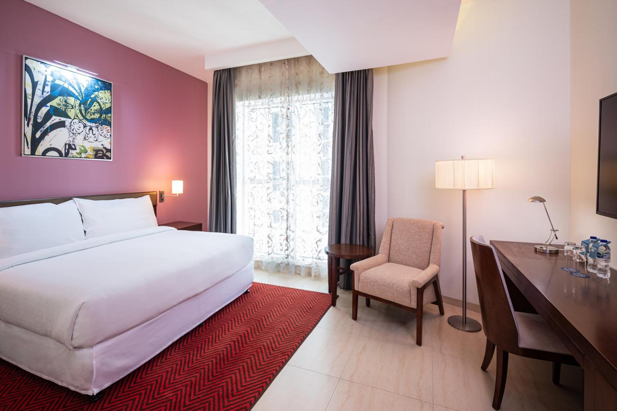 Four Points By Sheraton Sharjah Bagian luar foto
